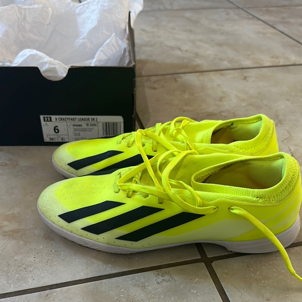 Adidas Yellow and Black Sneakers Sleek Design